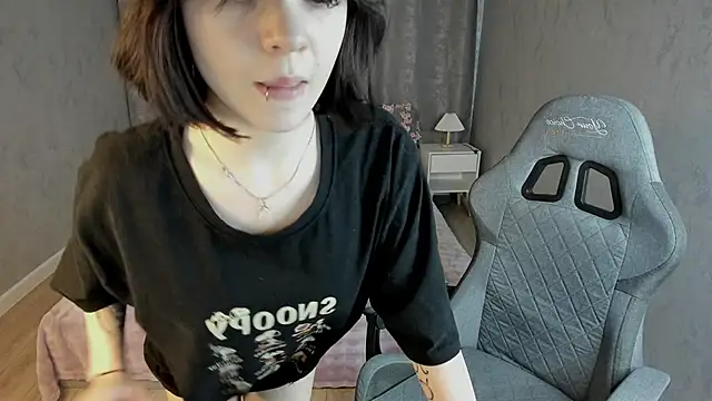 Loly_Cuttie webcam
