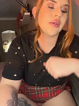 RedFoxQueen webcam