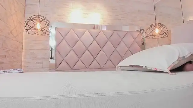 grace_daviss webcam