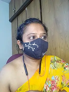 sexynayan23 webcam