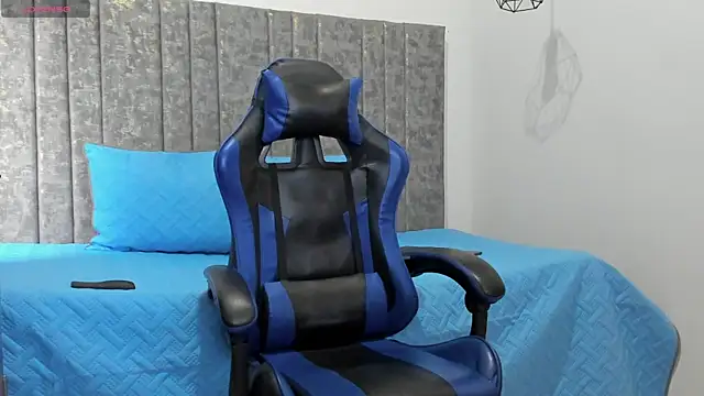 Calvin_Hunter webcam