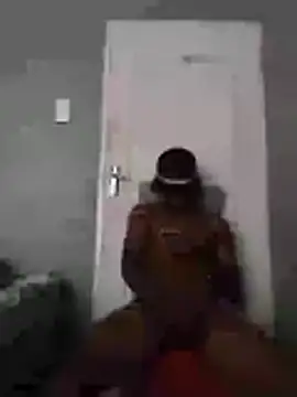 TreySavvy webcam