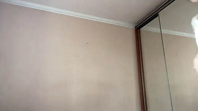 LaurenBlade webcam