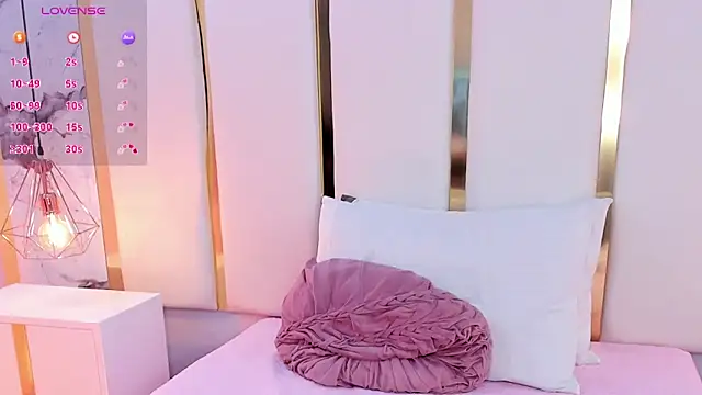 KamilaVegga webcam