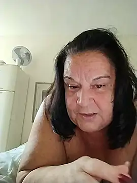 Yaya_Mineira webcam