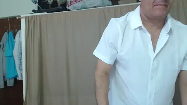 Daddyhot_Alejo webcam