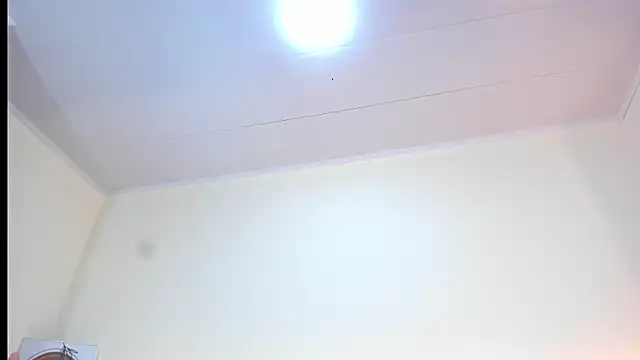 thamiina_ webcam
