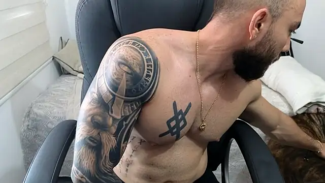 Isaac_Carter webcam