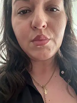 AlexandraGiogio webcam