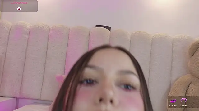 Mia_rom11 live sex cam