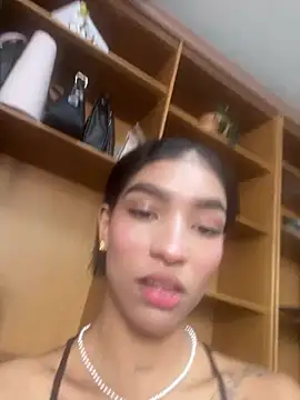 LauraAristizabal webcam