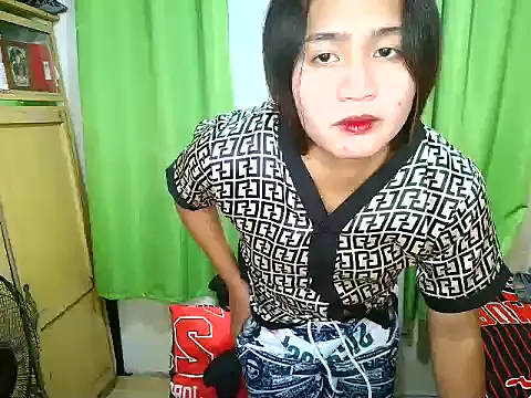 xLickme24 webcam