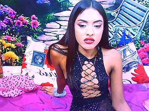 IndianPretty14u2Luv webcam