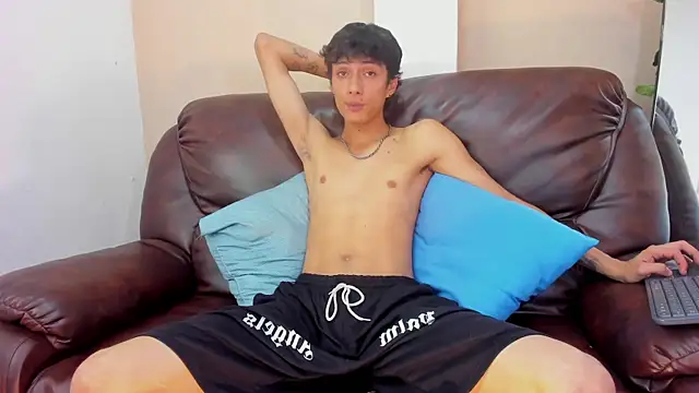 lean_portman - Lean_Portman's free webcam - UK Sex Cams