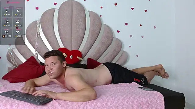 sven_fox723 - Sven_fox723's free webcam - UK Sex Cams
