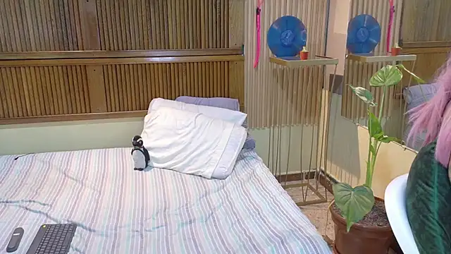 Eli666uwu webcam