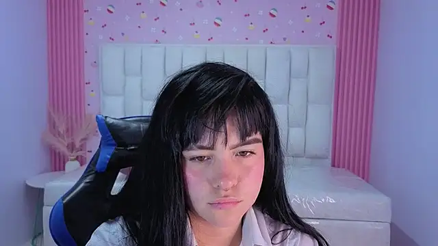 sarita_09_s webcam