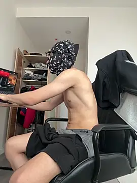 turkishtwinkefe (M twink) - duş almaya başla start showering