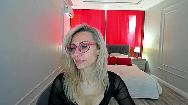 live nude chatroom MuseOfStage