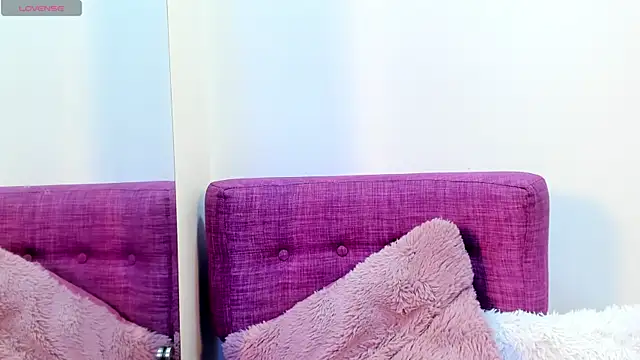 nude group chat ALICEBLOOOM