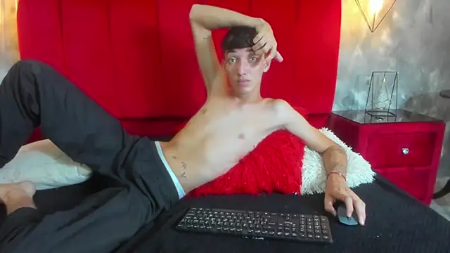 MichaelVasquex live sex cam