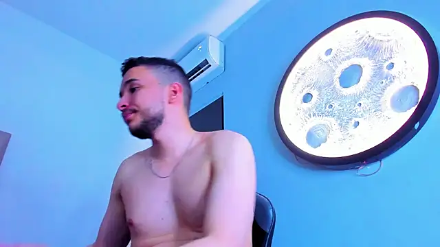 mike_257 webcam