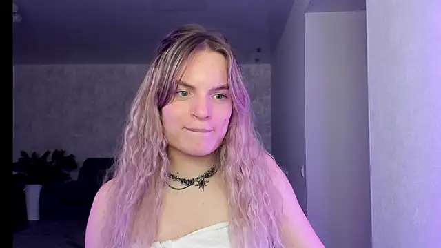 milliKira006 webcam