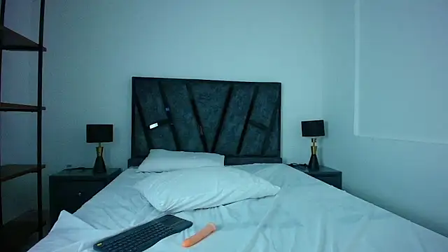AmaraBlis webcam
