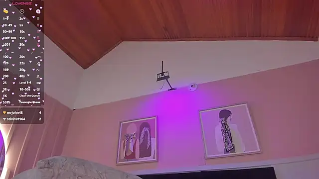 elodie_walker webcam