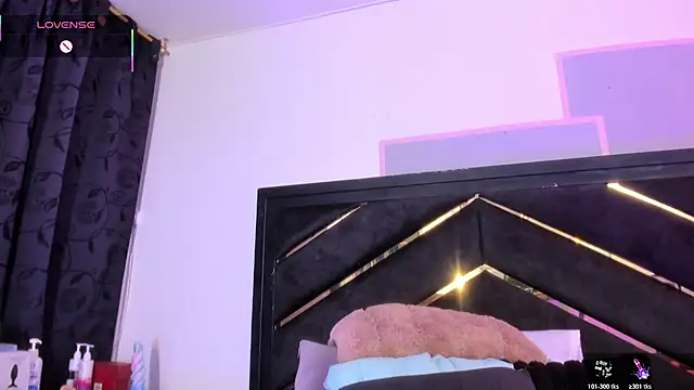april_jones05 webcam