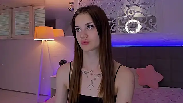 LuisaClover webcam