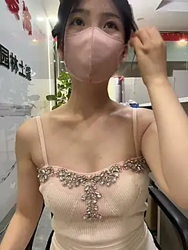 gougou13 webcam