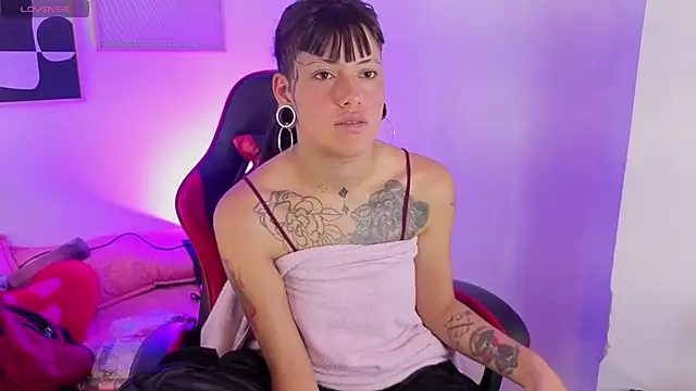 _sharlotte777 webcam