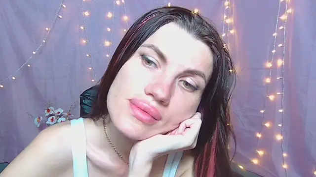 pvt chat MilaLoona