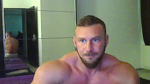 muscularkevin webcam