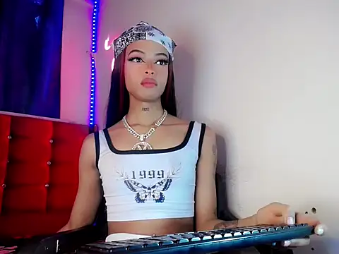 DahliaGill webcam