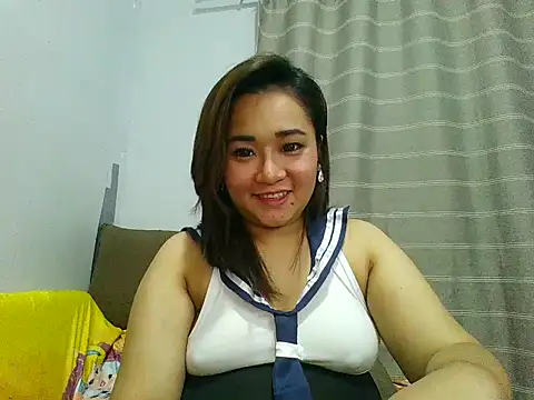 LuxeMistressX webcam