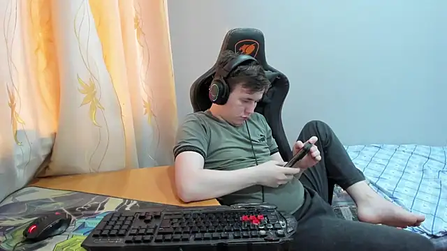 iliaskrislove webcam