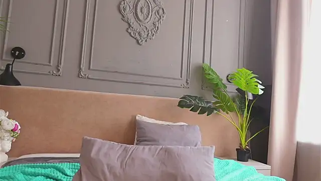 Liv_Fay webcam