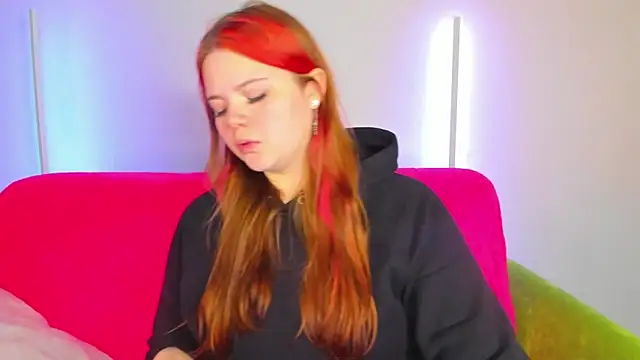 KellyFiery webcam