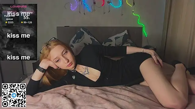 Emma_Willson webcam
