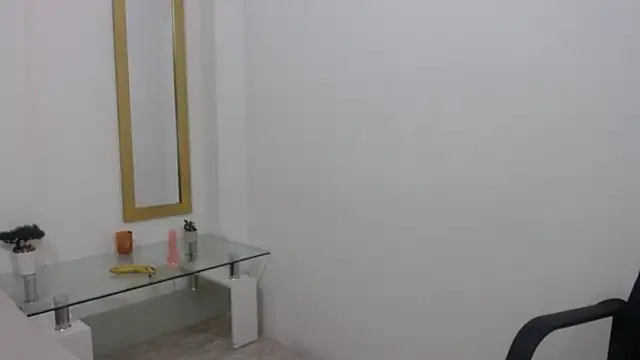 Scarlett_Adams_ webcam