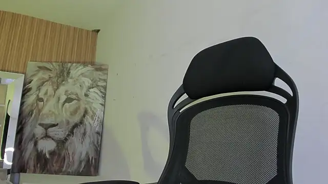 CarolineFyre webcam