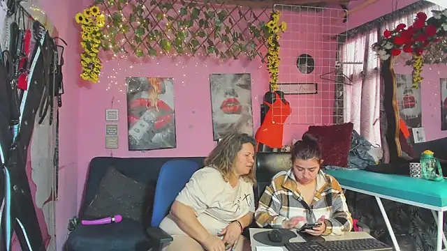 lesbiancuple webcam