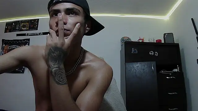 Fenix_hardcock