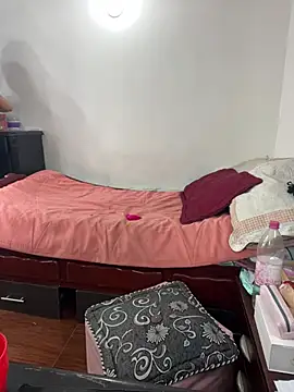 MariamGray1 webcam