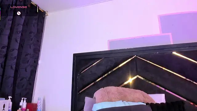 april_jones05 webcam