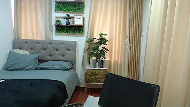 sasi_luna webcam