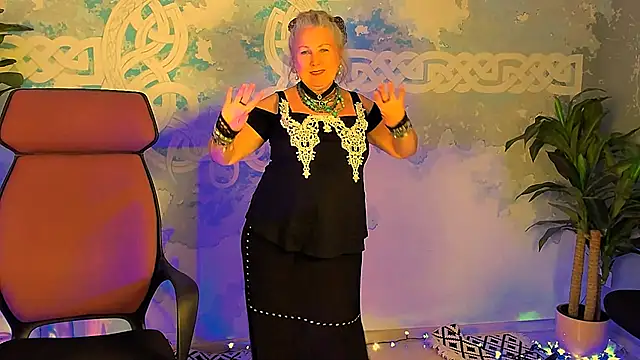 LilaMaharani webcam