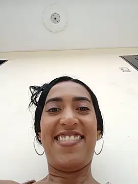 _Saraa- webcam
